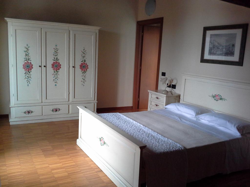 Le Stanze Sul Po Bed and Breakfast Ferrara Værelse billede